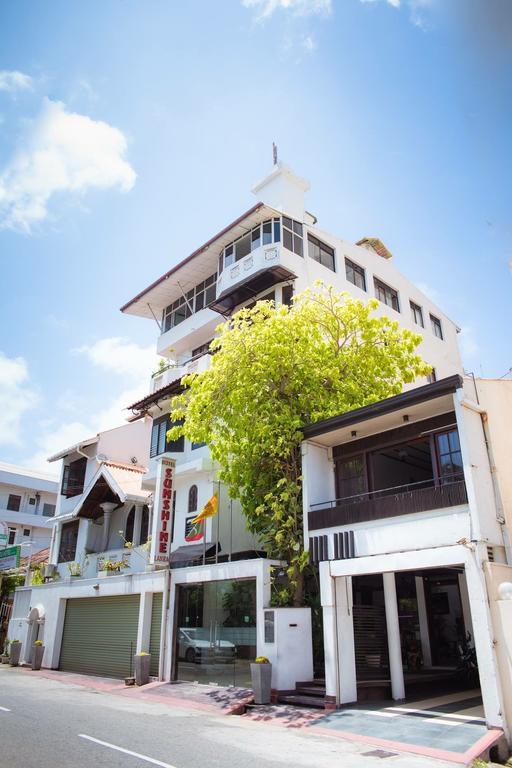 كولمبو Hotel Sunshine المظهر الخارجي الصورة
