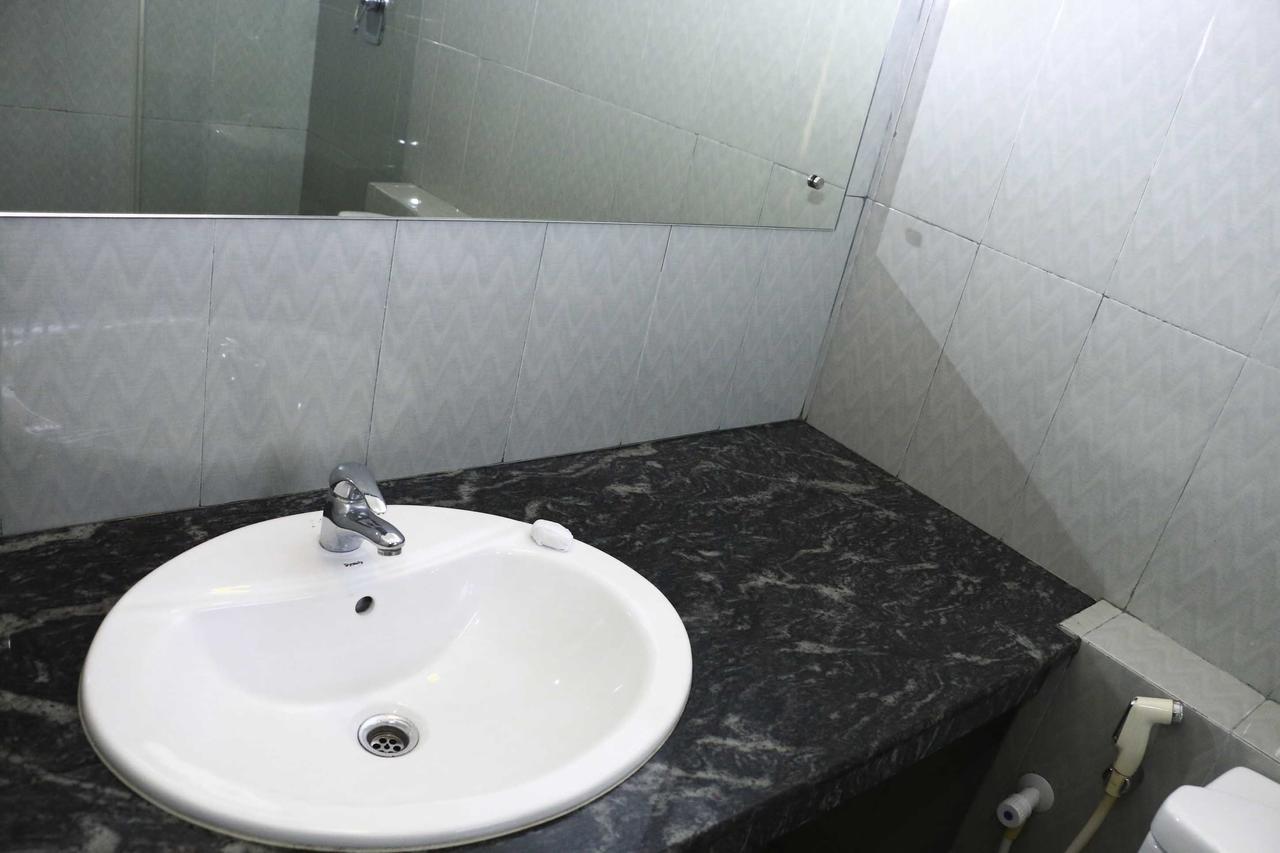 كولمبو Hotel Sunshine المظهر الخارجي الصورة